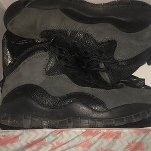 Air Jordan 10 Retro OG “Shadow”